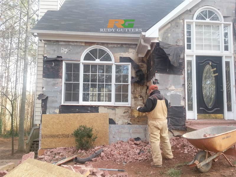 Siding installation and repair
